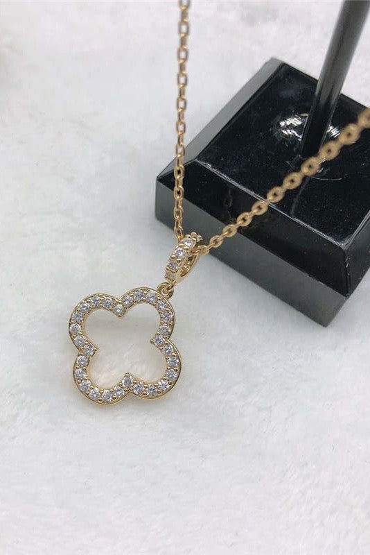 Sparkling Clover Pendant Necklace