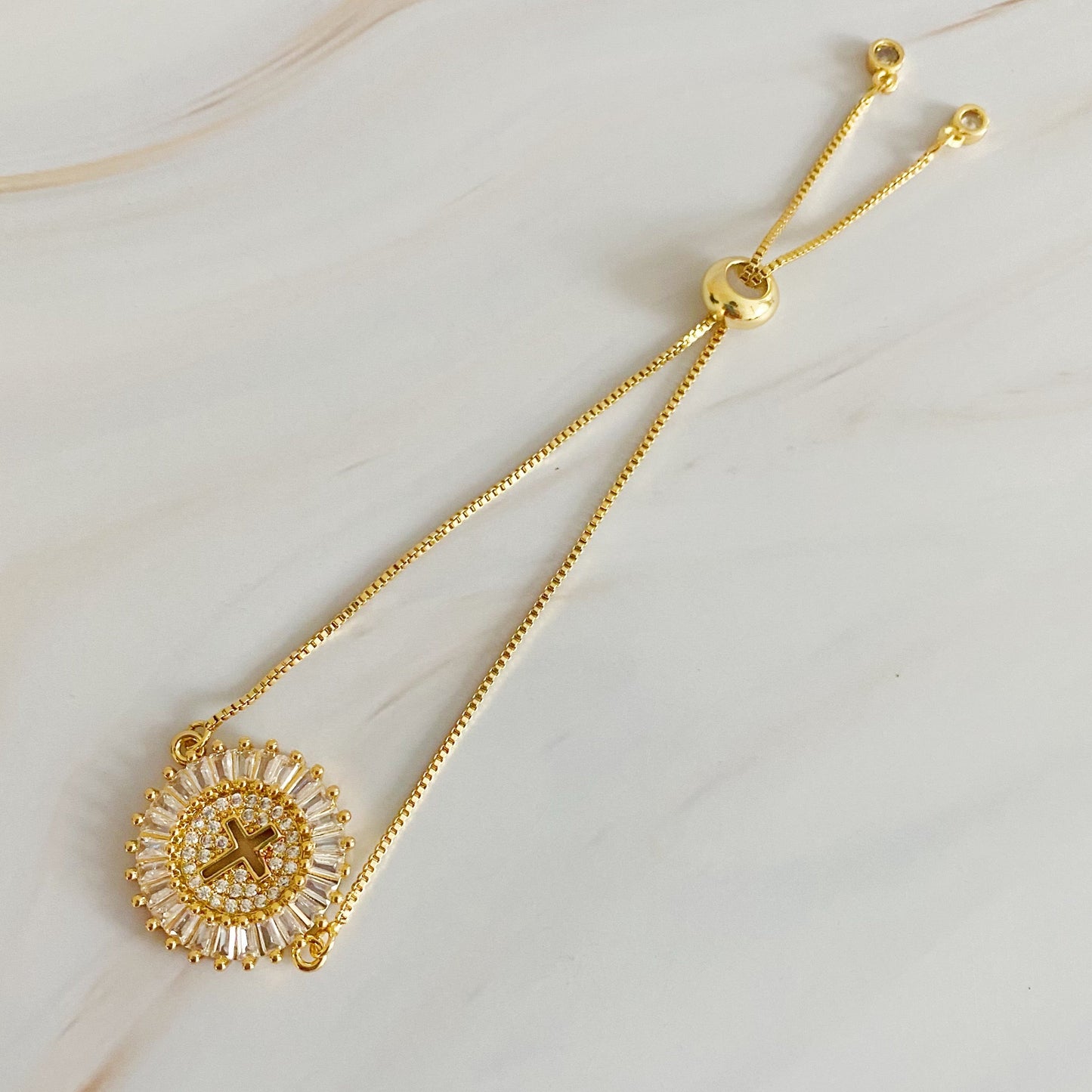 Sparkling Cross Adjustable Bracelet